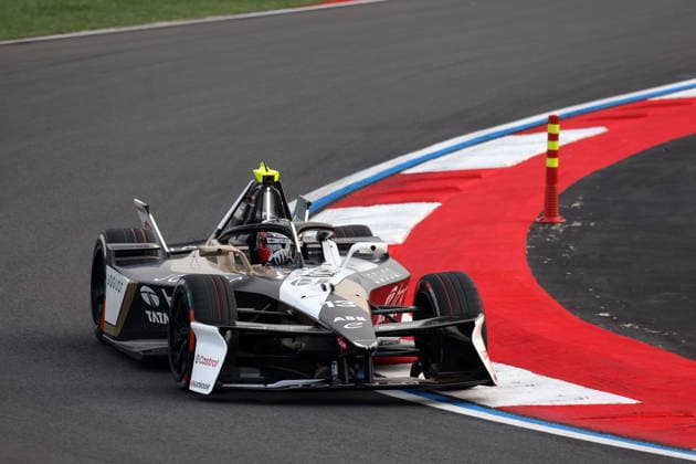 Antonio Felix da Costa (POR) Jaguar, FIA Formel E Weltmeisterschaft Saison 12, Shanghai E- Prix, China, 04.07.2026, Shanghai International Circuit *** Antonio Felix da Costa (POR) in a Jaguar, FIA Formula E World Championship Season 12, Shanghai E-Prix, China, July 4, 2026, Shanghai International Circuit