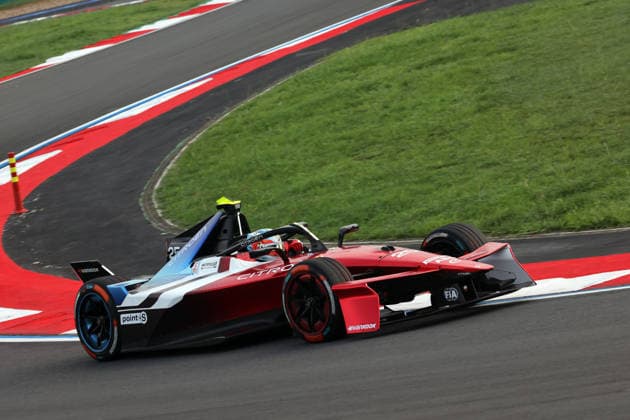 jean- Eric Vergne (FRA) Citreon, FIA Formel E Weltmeisterschaft Saison 12, Shanghai E- Prix, China, 04.07.2026, Shanghai International Circuit *** Jean Eric Vergne (FRA) Citroën, FIA Formula E World Championship Season 12, Shanghai E-Prix, China, July 4, 2026, Shanghai International Circuit