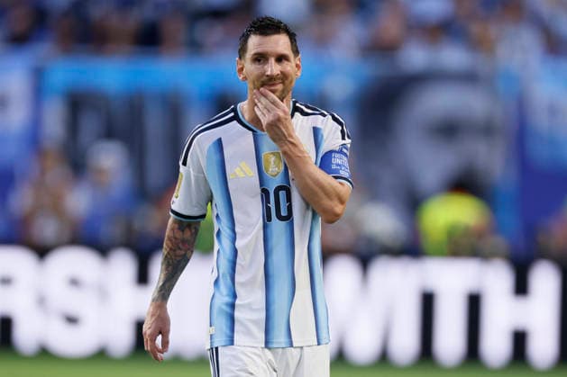 Argentina v Cabo Verde: Round of 32 - FIFA World Cup, WM, Weltmeisterschaft, Fussball 2026 Lionel Messi of Argentina looks pensive during the FIFA World Cup 2026 Round Of 32 match between Argentina and Cabo Verde at Miami Stadium on July 3, 2026 in Miami Gardens, United States. Miami Gardens Miami Stadium FL United States Copyright: xAllstarxPicturexLibraryxLtdx
