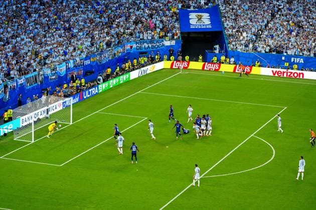 Vozinha of Cape Verde saves Lionel Messi of Argentina free kick Argentina v Cape Verde, 2026 FIFA World Cup, WM, Weltmeisterschaft, Fussball Round of 32, Football, Miami Stadium, Miami, Florida, USA - 03 Jul 2026Miami Miami Stadium Florida (FL) United States of America  Copyright: xJavierxGarcia Shutterstockx 16975460bs