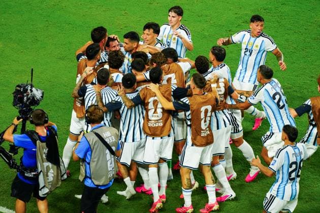 Cristian Romero of Argentina celebrates his goal with his teammates Argentina v Cape Verde, 2026 FIFA World Cup, WM, Weltmeisterschaft, Fussball Round of 32, Football, Miami Stadium, Miami, Florida, USA - 03 Jul 2026Miami Miami Stadium Florida (FL) United States of America  Copyright: xJavierxGarcia Shutterstockx 16975460cr