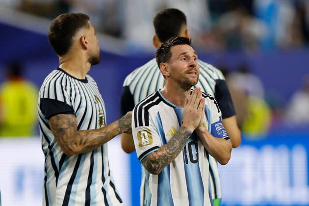 Lionel Messi of Argentina celebrates at the end of a FIFA World Cup, WM, Weltmeisterschaft, Fussball 2026 match between Argentina and Cape Verde at Hard Rock Stadium in Miami, USA, 03 July 2026. FIFA World Cup 2026 - Round of 32 - Argentina vs Cape Verde !ACHTUNG: NUR REDAKTIONELLE NUTZUNG!  Copyright: xAlbertoxEstevezx AME7332 20260704-55020794617_1