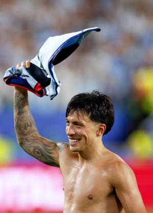 Argentina v Cabo Verde: Round of 32 - FIFA World Cup, WM, Weltmeisterschaft, Fussball 2026 Lisandro Martinez of Argentina celebrates after winning the FIFA World Cup 2026 Round Of 32 match between Argentina and Cabo Verde at Miami Stadium on July 3, 2026 in Miami Gardens, United States. Miami Gardens Miami Stadium FL United States Copyright: xAllstarxPicturexLibraryxLtdx