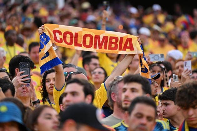 FIFA World Cup, WM, Weltmeisterschaft, Fussball 2026 - Round of 32 - Colombia vs Ghana A supporter of Colombia cheers with a scarf ahead of the FIFA World Cup 2026 Round of 32 match Colombia against Ghana, in Kansas City, Missouri, USA, 03 July 2026. KANSAS CITY United States  Copyright: xAMYxKONTRASx