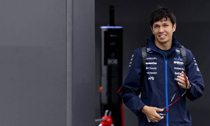 SILVERSTONE - Alexander Albon (Williams) ahead of the sprint session of the Formula 1 British Grand Prix at the Silverstone race circuit. SANDER KONING ANP xVIxANPxSportx xxANPxIVx 562763430 originalFilename: 562763430.jpg