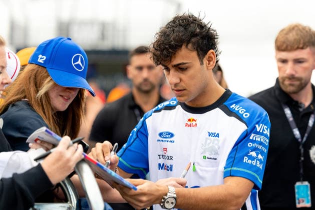 July 4, 2026, Silverstone, Northamptonshire, United Kingdom: ARVID LINDBLAD (41, Visa Cash App Racing Bulls F1 Team, GBR, British F1 Driver, VCARB 03) during drivers arrival on quali and sprint day (saturday) at the Formula 1 Pirelli British Grand Prix 2026 at Silverstone Circuit Silverstone United Kingdom - ZUMAr193 20260704_zsp_r193_006 Copyright: xSaraxRuffonix
