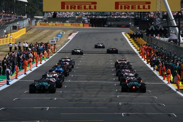 F1 - BRITISH GRAND PRIX 2026 A general view of the cars during the Formula 1 British Grand Prix 2026, 9th round of the 2026 Formula One World Championship, WM, Weltmeisterschaft from July 3 to 5, 2026 on the Silverstone Circuit, in Silverstone, United Kingdom - SilverstoneUnited Kingdom  Copyright: xDPPIx