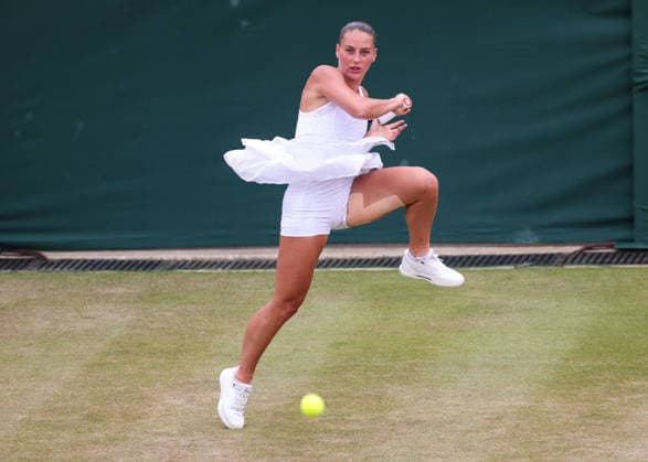 Marta Kostyuk (UKR), Damen Einzel, Ladies Singles Tennis - Wimbledon 2026 - Grand Slam ITF ATP, Tennis Herren WTA, Tennis Damen - AELTC - London - - Great Britain - 4 July 2026. *** Marta Kostyuk (UKR), Women s Singles, Wimbledon 2026 Grand Slam ITF ATP WTA AELTC London, Great Britain, July 4, 2026 Copyright: xJuergenxHasenkopfx