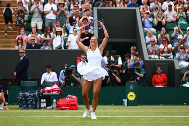 Marta Kostyuk celebrates victory in her third round match Wimbledon Tennis Championships, Day 6, The All England Lawn Tennis and Croquet Club, London, UK - 04 Jul 2026London The All England Lawn Tennis and United Kingdom  Copyright: xJamesxMarsh Shutterstockx 16975551r
