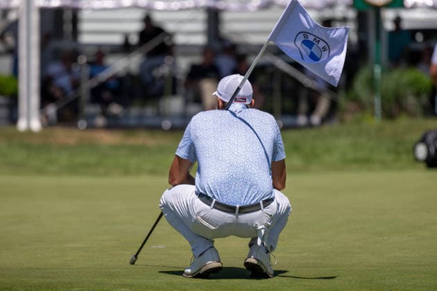 Thomas Rosenmueller (GER) beim lesen der Putlinie. xettx, Deutschland, Muenchen, 04.07.2026, Golf, 37. BMW International Open, 2026, Round 3, DP World Tour, Golfclub Muenchen Eichenried *** Thomas Rosenmueller (GER) reading the putting line xettx, Germany, Munich, July 4, 2026, Golf, 37th BMW International Open, 2026, Round 3, DP World Tour, Munich Eichenried Golf Club