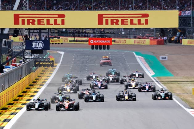 F1 - BRITISH GRAND PRIX 2026 A general view of the cars during the Formula 1 British Grand Prix 2026, 9th round of the 2026 Formula One World Championship, WM, Weltmeisterschaft from July 3 to 5, 2026 on the Silverstone Circuit, in Silverstone, United Kingdom - SilverstoneUnited Kingdom  Copyright: xDPPIx