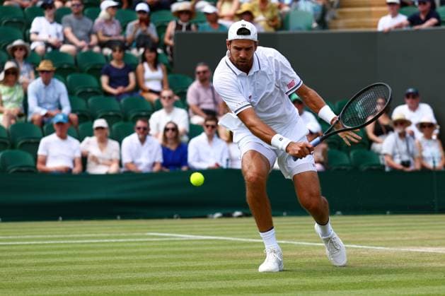 Karen Khachanov during his third round match Wimbledon Tennis Championships, Day 6, The All England Lawn Tennis and Croquet Club, London, UK - 04 Jul 2026London The All England Lawn Tennis and United Kingdom  Copyright: xJamesxMarsh Shutterstockx 16975551aw