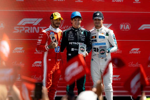 July 4, 2026, Silverstone, Northamptonshire, United Kingdom: LEWIS HAMILTON (44, Scuderia Ferrari HP, GBR, British F1 Driver, SF-26) ANDREA KIMI ANTONELLI (12, Mercedes AMG Petronas F1 Team, ITA, Italian F1 Driver, W17) LANDO NORRIS (1, McLaren Mastercard F1 Team, GBR, British F1 Driver, MCL40) in parc fermo after the sprint race at the Formula 1 Pirelli British Grand Prix 2026 at Silverstone Circuit F12026: British Grand Prix  - ZUMAr193 20260704_zsp_r193_051 Copyright: xSaraxRuffonix