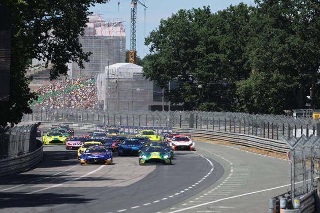 Nürnberg, Deutschland 03. - 05. Juli 2026: DTM - 2026 - Norisring - Samstag Rennen 1 Im Bild: Rennstart Nicki Thiim (DEN 7), Maro Engel (GER 80) Norisring Bayern *** Nuremberg, Germany, July 3–5, 2026, DTM 2026, Norisring, Saturday, Race 1. Pictured: Race start—Nicki Thiim (DEN) 7, Maro Engel (GER) 80, Norisring, Bavaria Copyright: xFotostandx xFabianxWernerx