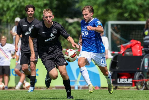 2026.07.04 xjfax Testspiel anlässlich des 150-jährigen Vereinsjubiläums der SG Arheilgen, SG Arheilgen - SV Darmstadt 98 v.l., Maxim Schmidt (SG Arheilgen), Lars Kehl (SV Darmstadt 98) in aktion, in action, (DFL DFB REGULATIONS PROHIBIT ANY USE OF PHOTOGRAPHS as IMAGE SEQUENCES and or QUASI-VIDEO) *** July 4, 2026 xjfax Friendly match in honor of SG Arheilgen’s 150th anniversary, SG Arheilgen vs. SV Darmstadt 98 (from left), Maxim Schmidt (SG Arheilgen), Lars Kehl (SV Darmstadt 98) in action; DFL and DFB regulations prohibit any use of photographs as image sequences and or quasi-video. Copyright: HMBxMedia JoaquimxFerreira