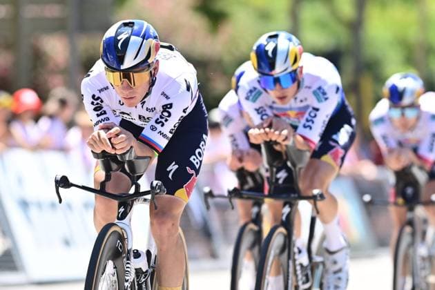 Tour de France 2026 Stage 1 BARCELONA, SPAIN - JULY 04 : Evenepoel Remco (BEL) of Red Bull BORA Hansgrohe before the start of the race during stage 1 of the 113rd edition of Tour de France an UCI World Tour 2.UWT Team Time Trial stage for Men Elite of 19 km with start in Barcelona and finish in Barcelona on July 4, 2026 in Barcelona, Spain, 04 07 2026 Barcelona Spain  Copyright: xPeterxDexVoechtx