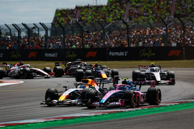 F1 - BRITISH GRAND PRIX 2026 41 LINDBLAD Arvid (gbr), Visa Cash App RB F1 Team VCARB03, 43 COLAPINTO Franco (arg), Alpine F1 Team A526, action overtake, overtaking, dÃ passement, depassement, overtakes,during the Formula 1 British Grand Prix 2026, 9th round of the 2026 Formula One World Championship, WM, Weltmeisterschaft from July 3 to 5, 2026 on the Silverstone Circuit, in Silverstone, United Kingdom - SilverstoneUnited Kingdom  Copyright: xFLORENTxGOODENx