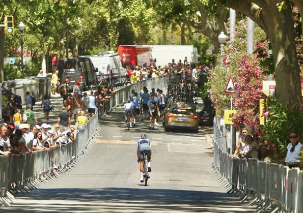 Tour de France Opens with Team Time Trial in Barcelona BARCELONA, SPAIN JULY 4, 2026: Cyclists compete during the opening team time trial stage of the 2026 Tour de France in Barcelona, Spain, on July 4, 2026. The race begins with a route through the city centre before finishing on the iconic climb to MontjuÃ¯c, as thousands of spectators line the streets for the Grand DÃ part of the world s most prestigious cycling race. Barcelona Spain Copyright: x xPabloxCarvajalxMunizagax xJNAxPressx