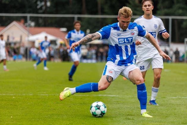 Andreas Voglsammer (Rostock) ; GER, FSV Kühlungsborn vs. FC Hansa Rostock, Fußball, Männer, 3. Liga, Testspiel, Spielzeit 2026 2027, 04.07.2026 Kühlungsborn Sportplatz Mecklenburg - Vorpommern Deutschland *** Andreas Voglsammer Rostock GER, FSV Kühlungsborn vs. FC Hansa Rostock, Soccer, Men, 3rd Division, Friendly Match, 2026–2027 Season, April 7, 2026, Kühlungsborn Sports Field, Mecklenburg-Western Pomerania, Germany