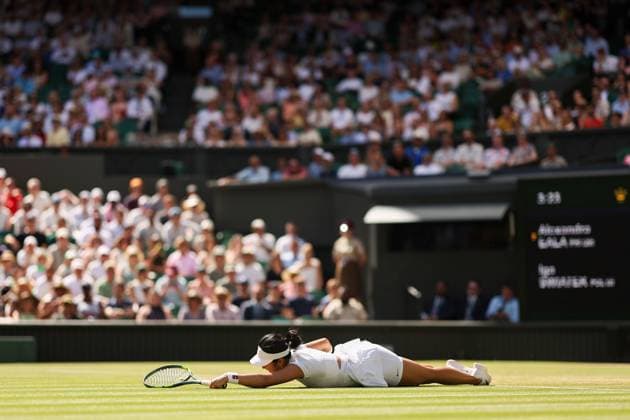 Alexandra Eala during her third round match Wimbledon Tennis Championships, Day 6, The All England Lawn Tennis and Croquet Club, London, UK - 04 Jul 2026London The All England Lawn Tennis and United Kingdom  Copyright: xEllaxLing Shutterstockx 16975552ba