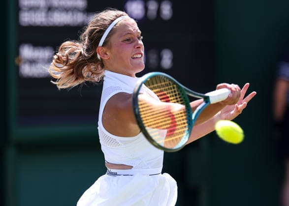 Emily Victoria Eigelsbach, Maedchen Einzel, Girls Singles Tennis - Wimbledon 2026 - Grand Slam ITF ATP, Tennis Herren WTA, Tennis Damen - AELTC - London - - Great Britain - 4 July 2026. *** Emily Victoria Eigelsbach, Girls Singles, Girls Singles Tennis, Wimbledon 2026, Grand Slam, ITF, ATP, WTA, AELTC, London, Great Britain, July 4, 2026 Copyright: xJuergenxHasenkopfx
