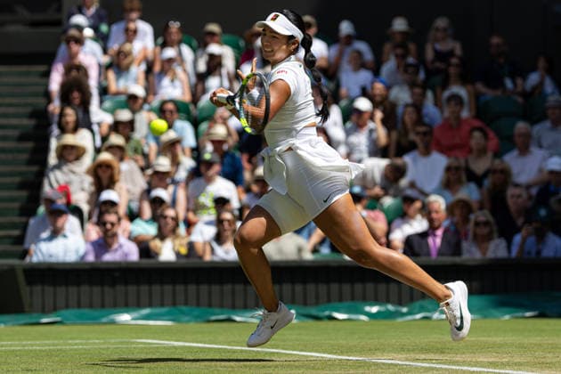 Alexandra Eala (PHI) in action at the Wimbledon Championships at AELTC in London London All England Lawn Tennis and Croquet Club Wimbledon England, UK NEWSPAPERS OUT Copyright: xImmyxThompson-Bland IPSxPhotoxAgencyx