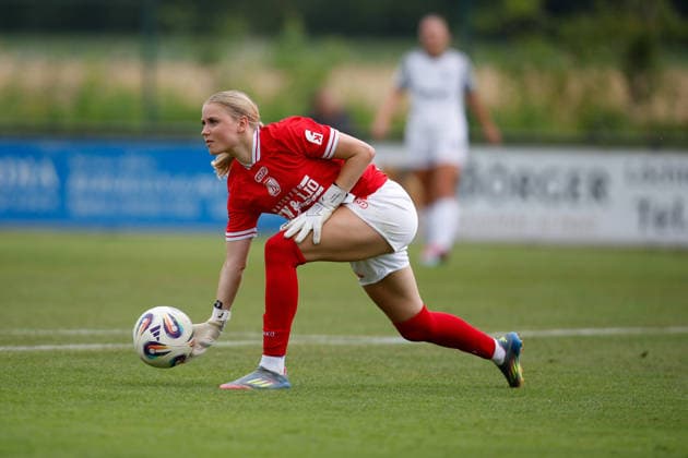 Fußball I Frauen I Freundschaftsspiel I SV Meppen 1912 e.V. - VfL Bochum 1848 I 04.07.2026 Carla Mia Steenken (1, SV Meppen 1912 e.V.) Spelle-Varenrode Bönnestr. Niedersachsen Deutschland *** Soccer I Women I Friendly Match I SV Meppen 1912 e.V. vs. VfL Bochum 1848 I July 4, 2026 Carla Mia Steenken 1, SV Meppen 1912 e.V. Spelle, Varenrode, Bönnestr, Lower Saxony, Germany Copyright: xLobeca CedricxSiefkerx