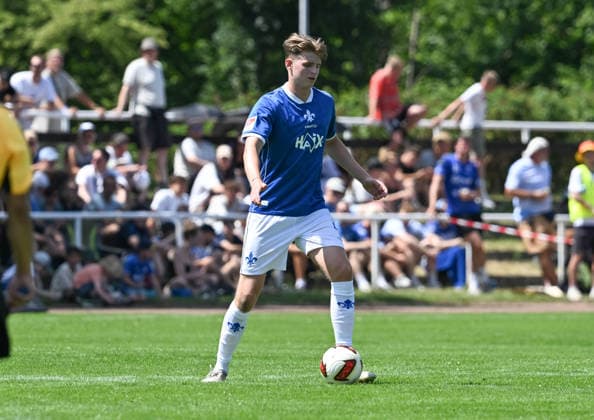 04.07.2026, xsltx, Fussball Testspiel, SG Arheilgen - SV Darmstadt 98 v.l. Grayson Dettoni (SV Darmstadt 98) (DFL DFB REGULATIONS PROHIBIT ANY USE OF PHOTOGRAPHS as IMAGE SEQUENCES and or QUASI-VIDEO) *** July 4, 2026, xsltx, soccer friendly match, SG Arheilgen vs. SV Darmstadt 98, Grayson Dettoni, SV Darmstadt 98. DFL and DFB regulations prohibit any use of photographs as image sequences and or quasi-video.