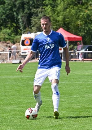 04.07.2026, xsltx, Fussball Testspiel, SG Arheilgen - SV Darmstadt 98 v.l. Meldin Dreskovic (SV Darmstadt 98) (DFL DFB REGULATIONS PROHIBIT ANY USE OF PHOTOGRAPHS as IMAGE SEQUENCES and or QUASI-VIDEO) *** July 4, 2026, xsltx, soccer exhibition match, SG Arheilgen vs. SV Darmstadt 98, v. l. Meldin Dreskovic, SV Darmstadt 98. DFL and DFB regulations prohibit any use of photographs as image sequences and or quasi-video.
