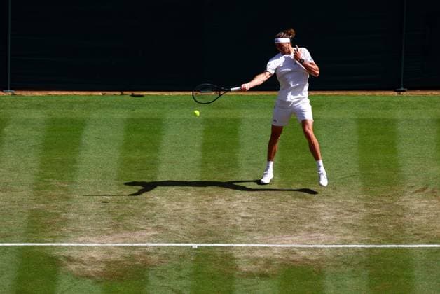 Alexander Zverev during his third round match Wimbledon Tennis Championships, Day 6, The All England Lawn Tennis and Croquet Club, London, UK - 04 Jul 2026London The All England Lawn Tennis and United Kingdom  Copyright: xJamesxMarsh Shutterstockx 16975551cf