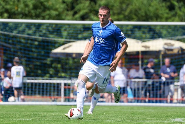 2026.07.04 xjfax Testspiel anlässlich des 150-jährigen Vereinsjubiläums der SG Arheilgen, SG Arheilgen - SV Darmstadt 98 v.l., Meldin Dreskovic (SV Darmstadt 98) in aktion, in action, (DFL DFB REGULATIONS PROHIBIT ANY USE OF PHOTOGRAPHS as IMAGE SEQUENCES and or QUASI-VIDEO) *** July 4, 2026 xjfax Friendly match in celebration of SG Arheilgen’s 150th anniversary, SG Arheilgen vs. SV Darmstadt 98 (from left), Meldin Dreskovic of SV Darmstadt 98 in action, DFL and DFB regulations prohibit any use of photographs as image sequences and or quasi-video Copyright: HMBxMedia JoaquimxFerreira