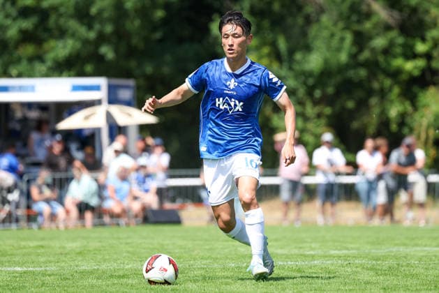 2026.07.04 xjfax Testspiel anlässlich des 150-jährigen Vereinsjubiläums der SG Arheilgen, SG Arheilgen - SV Darmstadt 98 v.l., Hiroki Akiyama (SV Darmstadt 98) in aktion, in action, (DFL DFB REGULATIONS PROHIBIT ANY USE OF PHOTOGRAPHS as IMAGE SEQUENCES and or QUASI-VIDEO) *** July 4, 2026 xjfax Friendly match to mark the 150th anniversary of SG Arheilgen, SG Arheilgen vs. SV Darmstadt 98 (from left), Hiroki Akiyama of SV Darmstadt 98 in action, DFL and DFB regulations prohibit any use of photographs as image sequences and or quasi-video Copyright: HMBxMedia JoaquimxFerreira