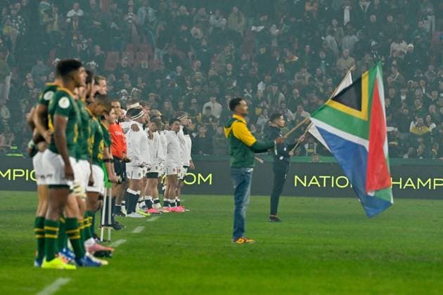 England during their side s national anthem prior to kick off South Africa v England, Nations Championship 2026, Rugby Union International, Emirates Airline Park, Johannesburg, South Africa - 04 Jul 2026Johannesburg Emirates Airline Park South Africa  Copyright: xWaldoxSwiegers Shutterstockx 16975560m