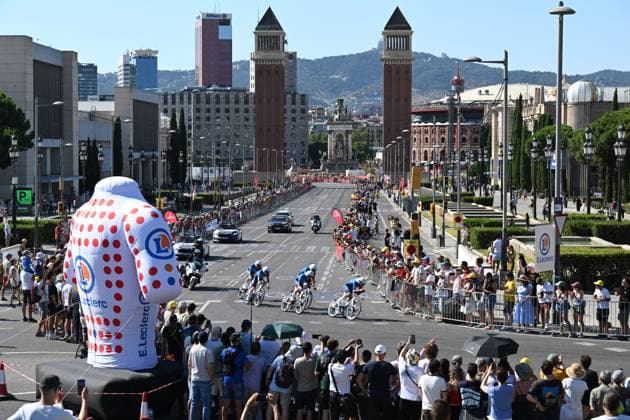 Tour de France 2026 Stage 1 BARCELONA, SPAIN - JULY 04 : Team Groupama - FDJ United in action during stage 1 of the 113rd edition of Tour de France an UCI World Tour 2.UWT Team Time Trial stage for Men Elite of 19 km with start in Barcelona and finish in Barcelona on July 4, 2026 in Barcelona, Spain, 04 07 2026 Barcelona Spain  Copyright: xSzymonxGruchalskix