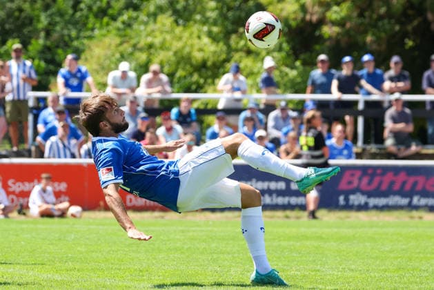 2026.07.04 xjfax Testspiel anlässlich des 150-jährigen Vereinsjubiläums der SG Arheilgen, SG Arheilgen - SV Darmstadt 98 v.l., Fallrückzieher zum 0:7, Kilian Julian Corredor (SV Darmstadt 98) (DFL DFB REGULATIONS PROHIBIT ANY USE OF PHOTOGRAPHS as IMAGE SEQUENCES and or QUASI-VIDEO) *** July 4, 2026 xjfax Friendly match to celebrate the 150th anniversary of SG Arheilgen, SG Arheilgen vs. SV Darmstadt 98 (from left), bicycle kick for the 0–7 goal, Kilian Julian Corredor, SV Darmstadt 98. DFL and DFB regulations prohibit any use of photographs as image sequences and or quasi-video. Copyright: HMBxMedia JoaquimxFerreira