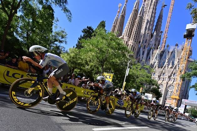 Tour de France 2026 Stage 1 BARCELONA, SPAIN - JULY 04 : Pinarello Q36.5 Pro Cycling Team in action during stage 1 of the 113rd edition of Tour de France an UCI World Tour 2.UWT Team Time Trial stage for Men Elite of 19 km with start in Barcelona and finish in Barcelona on July 4, 2026 in Barcelona, Spain, 04 07 2026 Barcelona Spain  Copyright: xPetexGodingx