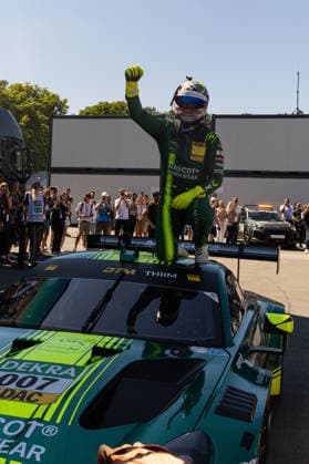 Nürnberg, Deutschland 03. - 05. Juli 2026: DTM - 2026 - Norisring - Rennen Samstag Im Bild: Nicki Thiim (DEN 7) Jubelt nach seinem Sie am Samstag *** Nuremberg, Germany, July 3–5, 2026, DTM 2026 Norisring Race, Saturday. Pictured: Nicki Thiim (DEN 7) celebrating his victory on Saturday. Copyright: xFotostandx xStiebertx