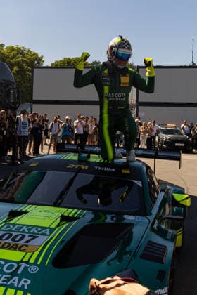 Nürnberg, Deutschland 03. - 05. Juli 2026: DTM - 2026 - Norisring - Rennen Samstag Im Bild: Nicki Thiim (DEN 7) jubelt nach seinem Sieg am Samstag *** Nuremberg, Germany, July 3–5, 2026, DTM 2026 Norisring Race, Saturday. Pictured: Nicki Thiim (No. 7) celebrating his victory on Saturday. Copyright: xFotostandx xStiebertx
