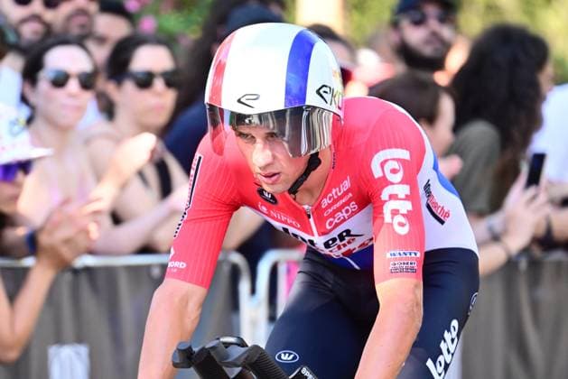 Tour de France 2026 Stage 1 BARCELONA, SPAIN - JULY 04 : Artz Huub (NED) of Lotto Intermarche in action during stage 1 of the 113rd edition of Tour de France an UCI World Tour 2.UWT Team Time Trial stage for Men Elite of 19 km with start in Barcelona and finish in Barcelona on July 4, 2026 in Barcelona, Spain, 04 07 2026 Barcelona Spain  Copyright: xPeterxDexVoechtx