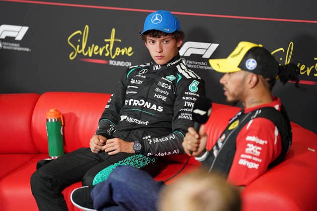 FORMULA ONE BRITISH GRAND PRIX 2026 Kimi Antonelli 12 (ITA) Mercedes and Lewis Hamilton 44 (GBR) Ferrari in the Post Qualifying press conference, PK, Pressekonferenz during the Formula 1 Pirelli British Grand Prix 2026, 9th round of the 2026 Formula 1 World Championship, WM, Weltmeisterschaft from 3rd - 5th July, 2026 at the Silverstone Circuit, Silverstone, England. Credit: Robbie Hoad Every Second Media Editorial use only. All images are copyright Every Second Media Limited. No images may be reproduced without prior permission. Copyright: xIMAGO EveryxSecondxMediax ESM-2060-0391 RobbiexHoadx xEveryxSecondxMediax