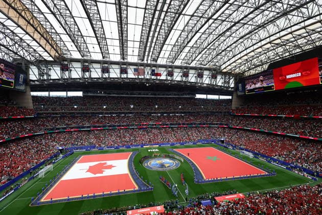 FIFA World Cup, WM, Weltmeisterschaft, Fussball 2026 - Round of 16 - Canada vs Morocco The team line up, Mannschaftsbild, Totale on the pitch before the FIFA World Cup 2026 Round of 16 match Canada against Morocco, in Houston, USA, 04 July 2026. HOUSTON United States  Copyright: xCHRISTOPHERxNEUNDORFx