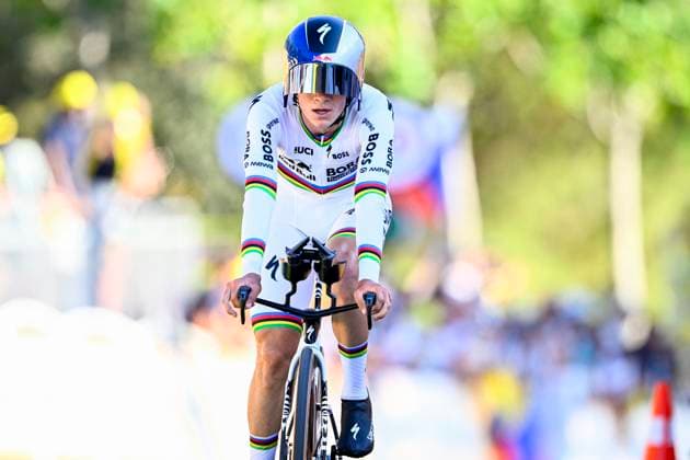 Tour de France 2026 Stage 1 BARCELONA, SPAIN - JULY 04 : Evenepoel Remco (BEL) of Red Bull BORA Hansgrohe at the finish line during stage 1 of the 113rd edition of Tour de France an UCI World Tour 2.UWT Team Time Trial stage for Men Elite of 19 km with start in Barcelona and finish in Barcelona on July 4, 2026 in Barcelona, Spain, 04 07 2026 Barcelona Spain  Copyright: xTomasxSiskx