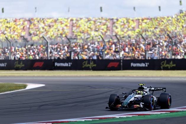 SILVERSTONE - Max Verstappen (Red Bull Racing) in action during the qualifying session at the Silverstone race circuit, ahead of the British Formula 1 Grand Prix. SANDER KONING ANP xVIxANPxSportx xxANPxIVx 562790990 originalFilename: 562790990.jpg