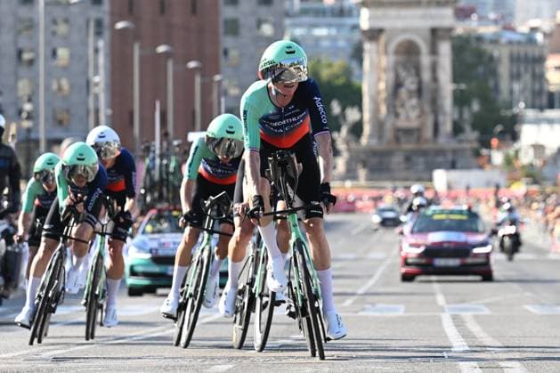 Tour de France 2026 Stage 1 BARCELONA, SPAIN - JULY 04 : Team Decathlon CMA CGM in action during stage 1 of the 113rd edition of Tour de France an UCI World Tour 2.UWT Team Time Trial stage for Men Elite of 19 km with start in Barcelona and finish in Barcelona on July 4, 2026 in Barcelona, Spain, 04 07 2026 Barcelona Spain  Copyright: xSzymonxGruchalskix