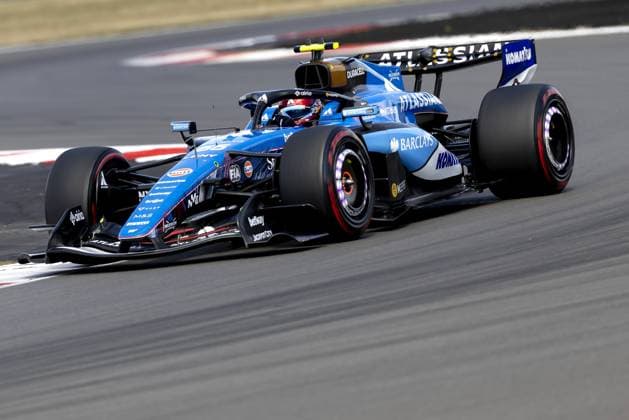 SILVERSTONE - Carlos Sainz (Williams) in action during the qualifying session at the Silverstone race circuit, ahead of the British Formula 1 Grand Prix. SANDER KONING ANP xVIxANPxSportx xxANPxIVx 562791834 originalFilename: 562791834.jpg