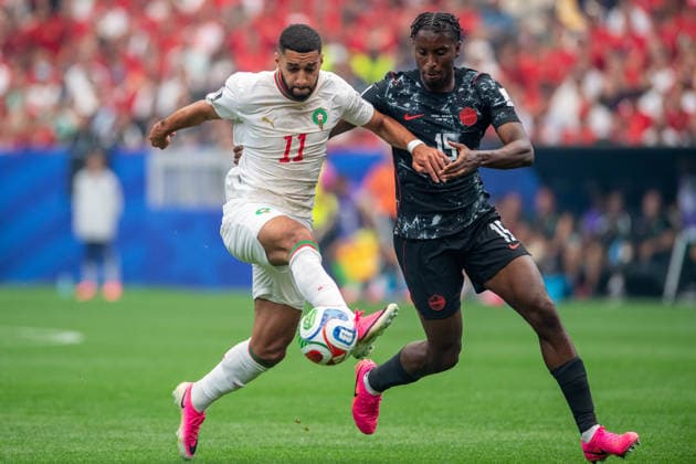 July 4, 2026: Morocco midfielder Ismael Saibari (11) controls the ball in front of Canada defender Moise Bombito (15) during a FIFA World Cup, WM, Weltmeisterschaft, Fussball Round of 16 match between Canada and Morocco in Houston, TX. .. CSM FIFA World Cup 2026: Canada Vs Morocco JUL 04  - ZUMAc04_ 20260704_faf_c04_012 Copyright: xTraskxSmithx
