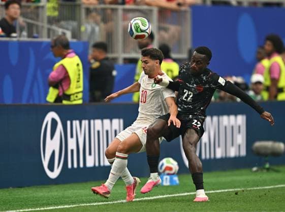 Canada vs Morocco, Round of 16, played at Houston Stadium, Houston, Texas, USA, on July 4, 2026. HOUSTON, TEXAS, USA JULY 4, 2026: Canada s Richie Laryea ( 22) challenges Morocco s Brahim Diaz ( 10) for the ball during the FIFA World Cup, WM, Weltmeisterschaft, Fussball 2026 Round of 16 match between Canada and Morocco at Houston Stadium in Houston, Texas, USA, on July 4, 2026. HOUSTON United States of America Copyright: x xwalidxibrahimx xJNAxPressx