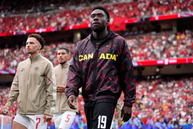 Canada v Morocco: Round of 16 - FIFA World Cup, WM, Weltmeisterschaft, Fussball 2026 Alphonso Davies of Canada looks on during the FIFA World Cup 2026 Round Of 16 match between Canada and Morocco at Houston Stadium on July 4, 2026 in Houston, United States. Houston TX United States  Copyright: xJosexBretonx originalFilename:bretonhernandez-canadavm260704_npxOL.jpg