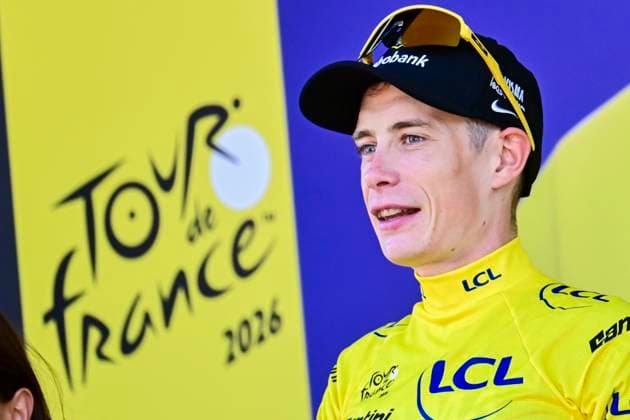 Tour de France 2026 Stage 1 BARCELONA, SPAIN - JULY 04 : Vingegaard Jonas (DEN) of Team Visma Lease a Bike on the podium during stage 1 of the 113rd edition of Tour de France an UCI World Tour 2.UWT Team Time Trial stage for Men Elite of 19 km with start in Barcelona and finish in Barcelona on July 4, 2026 in Barcelona, Spain, 04 07 2026 Barcelona Spain  Copyright: xPeterxDexVoechtx