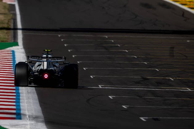 SILVERSTONE, UNITED KINGDOM: Lando Norris, racing for the McLaren F1 team during the 2026 Formula 1 British Grand Prix at the Silverstone Circuit in Silverstone, United Kingdom